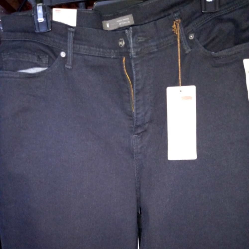 Womens 512 Levi jeans 16M/33 skinny